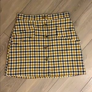 Yellow/Black plaid skirt